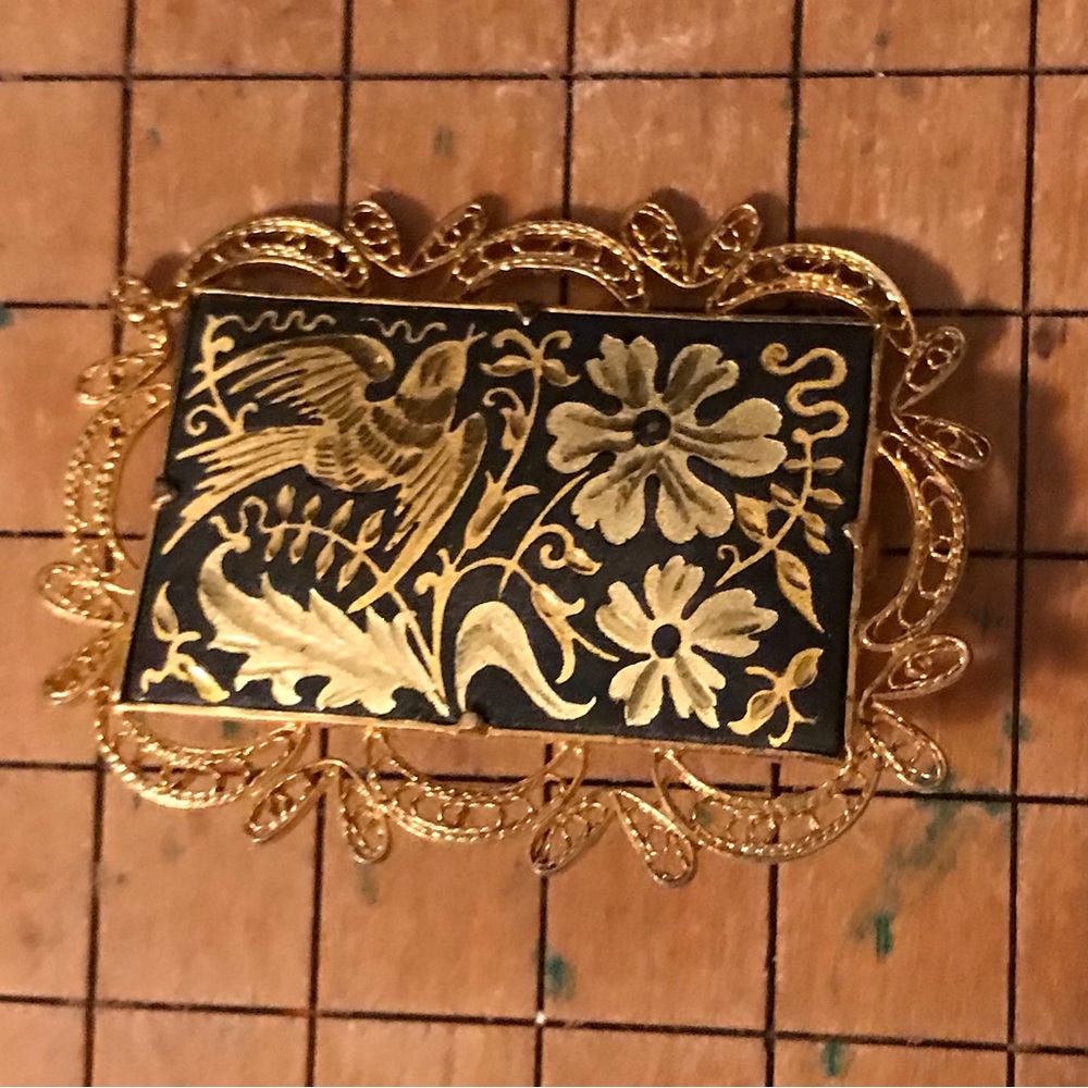 Spanish Damascene Brooch Real Gold Inlay 2” x 1.5” EVC Trombone Clasp